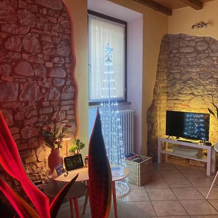 Residenza Borgo 9 Apartment Collecchio Luaran gambar