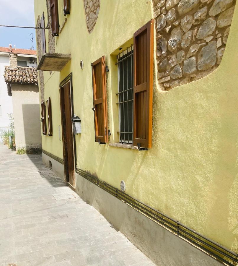 Residenza Borgo 9 Apartment Collecchio Luaran gambar
