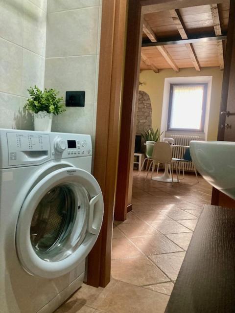 Residenza Borgo 9 Apartment Collecchio Luaran gambar