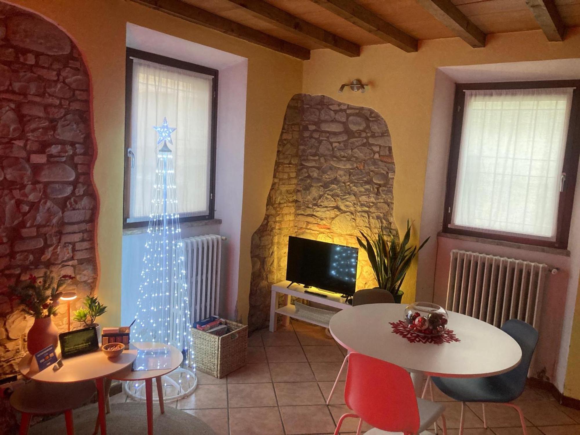 Residenza Borgo 9 Apartment Collecchio Luaran gambar